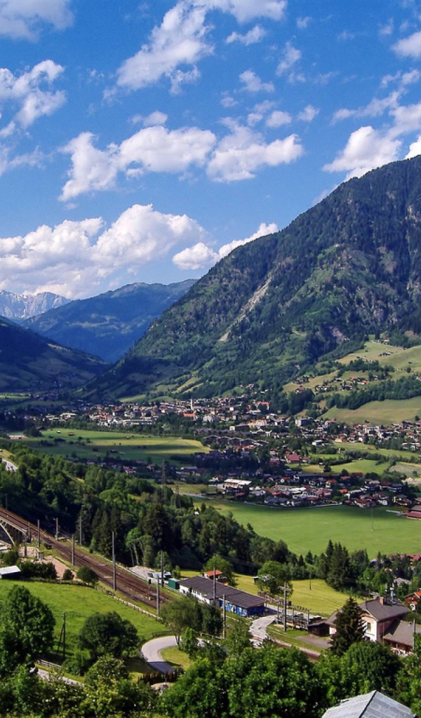 Панорама города на курорте Бад Хофгастайн, Австрия