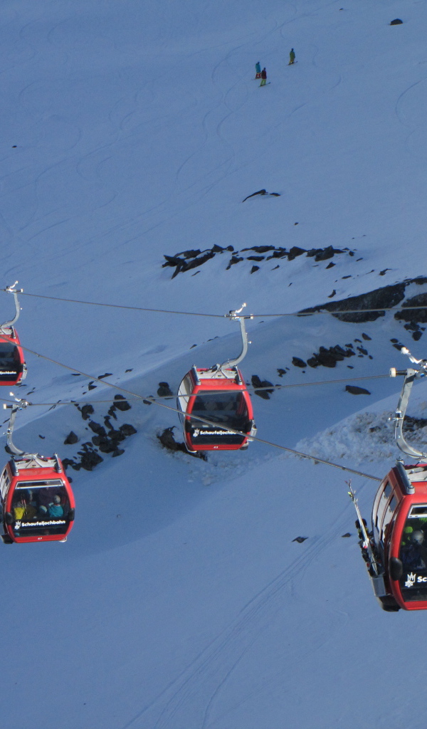 Горнолыжный подъемник в городе Нойштифт, Австрия