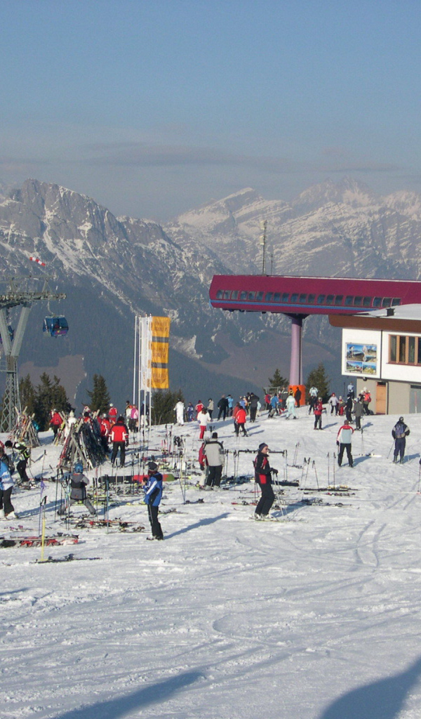 Лыжная трасса на горнолыжном курорте Заальбах Хинтерглем, Австрия