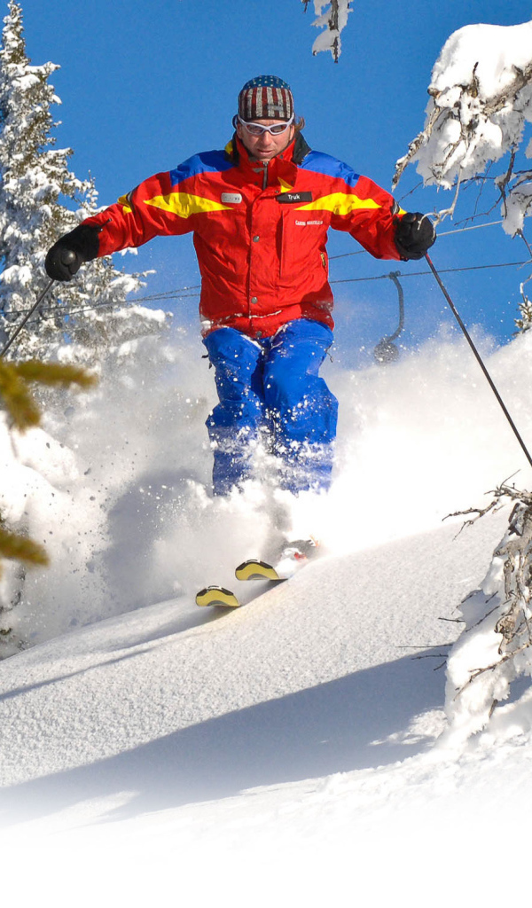 Катание на лыжах на курорте Зеефельд, Австрия