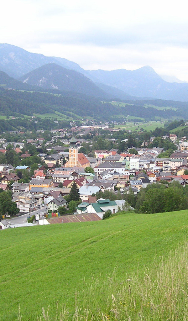 Летний вид на горнолыжном курорте Шладминг, Австрия