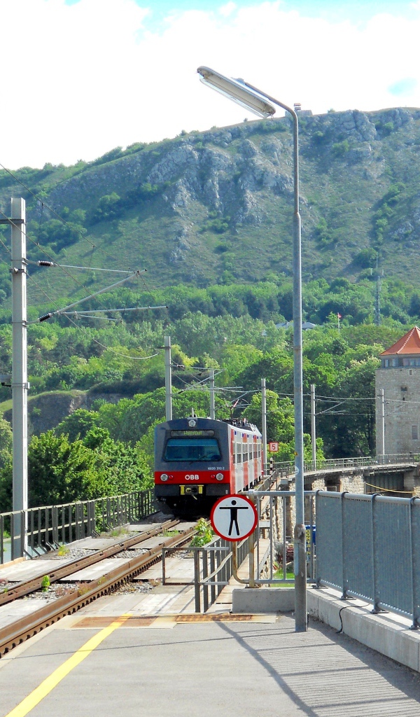 Железнодорожная станция в городе Гайнберг, Австрия