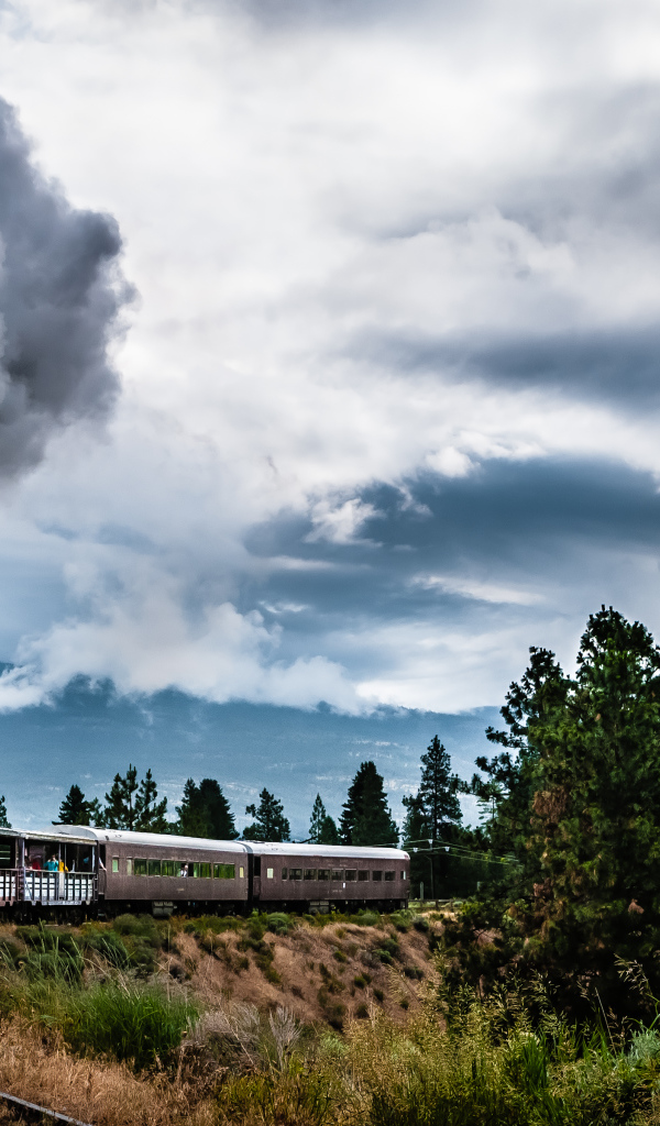 Поезд в Саммерленде, Британская Колумбия, Канада