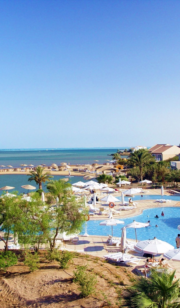 Отель на побережье на курорте Эль Гуна, Египет