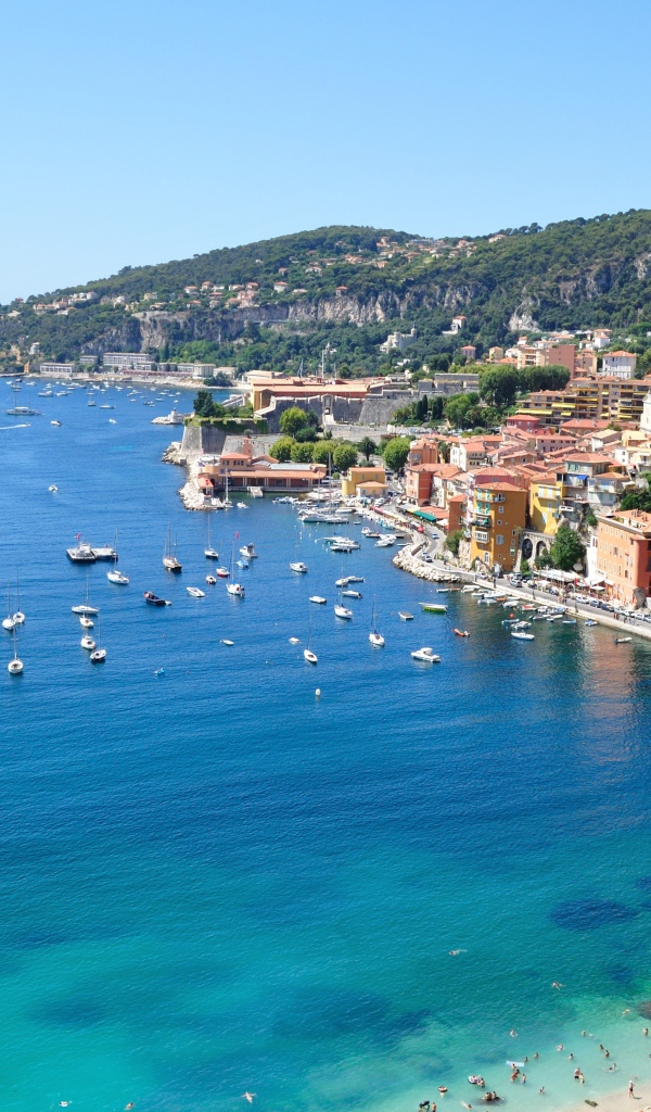 Голубая лагуна на Лазурном берегу, Франция