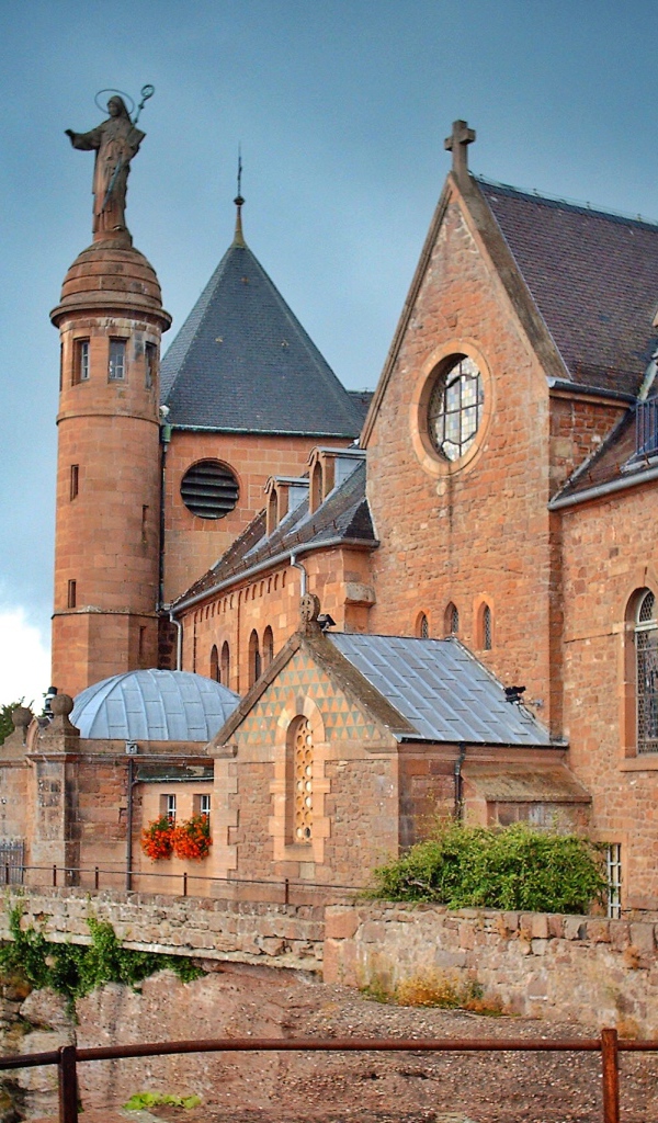 Собор в Эльзасе, Франция