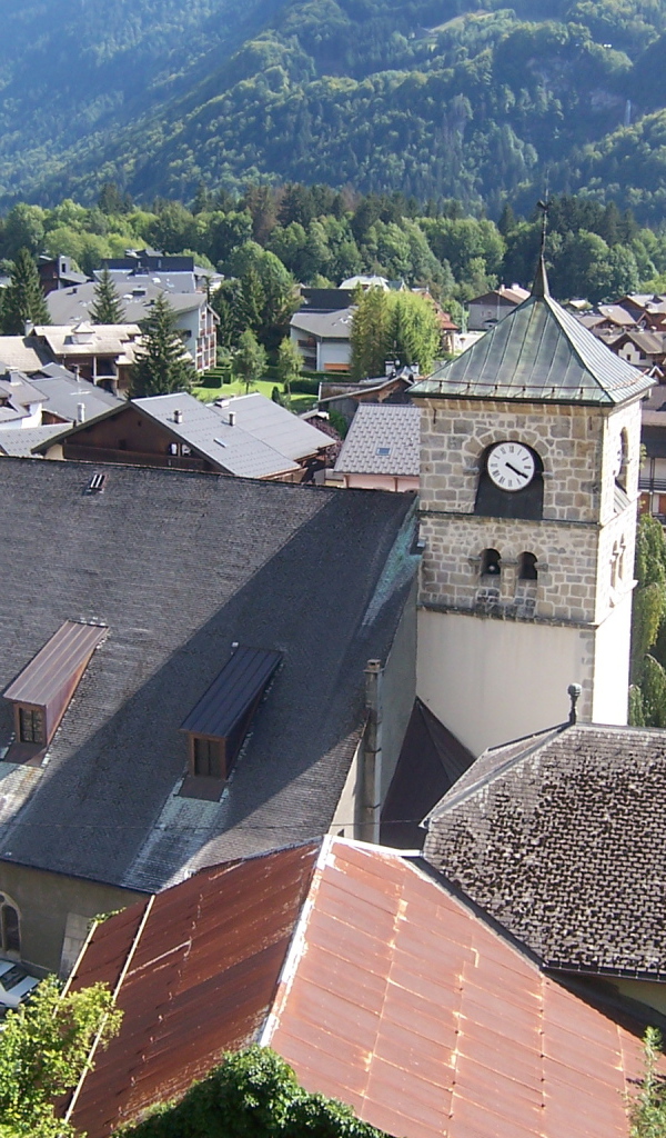 Город на горнолыжном курорте Самоен, Франция