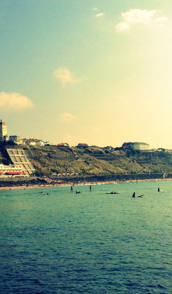 Побережье на курорте Биарриц, Франция