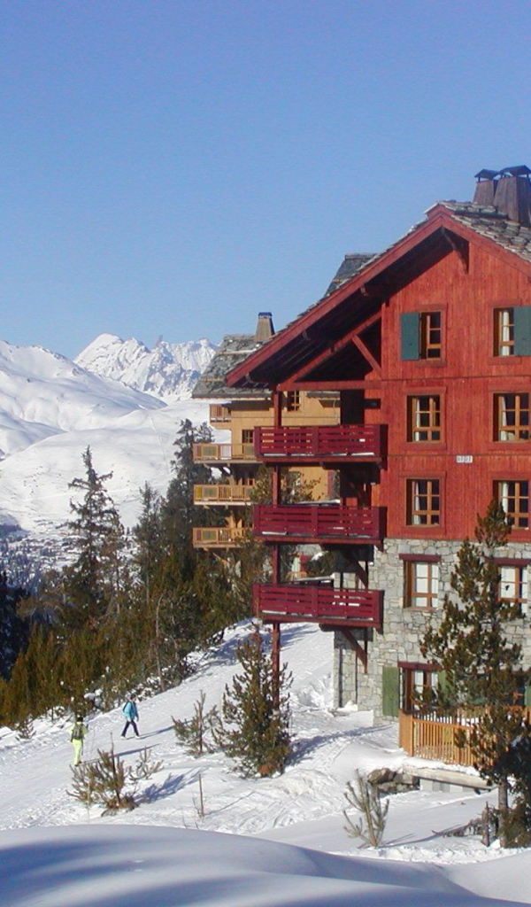 Уютная гостиница на горнолыжном курорте Лез Арк, Франция