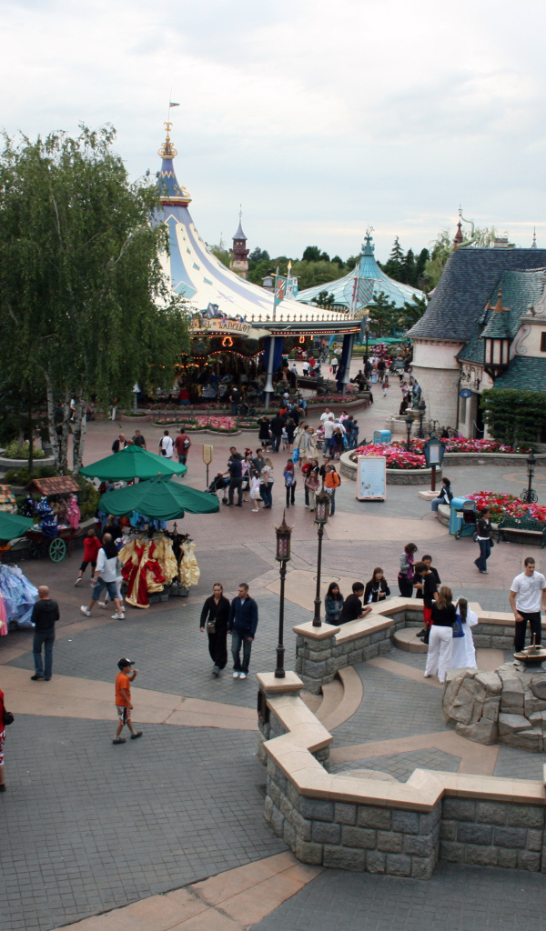 Отдых в Диснейленде, Франция