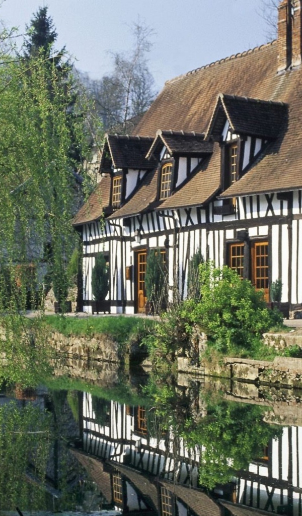 Дом в Нормандии, Франция