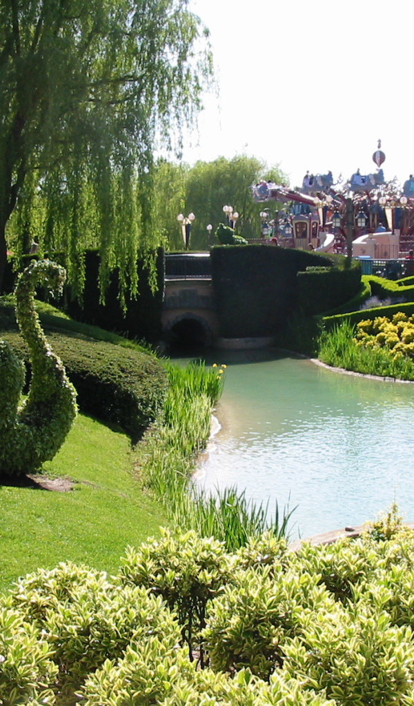 Живые скульптуры в Диснейленде, Франция