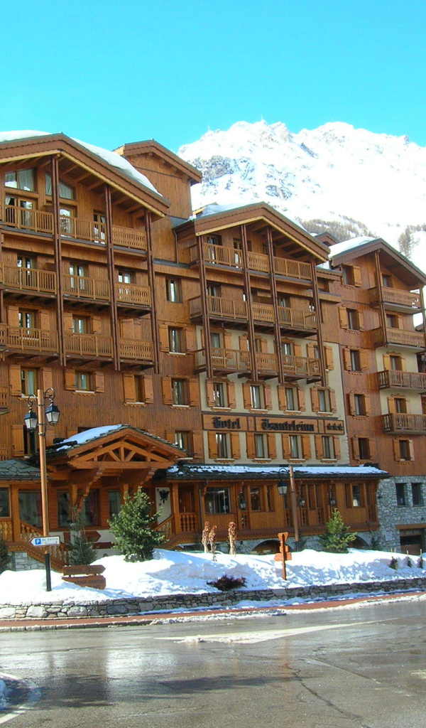 Роскошный отель на горнолыжном курорте Валь д'Изер, Франция