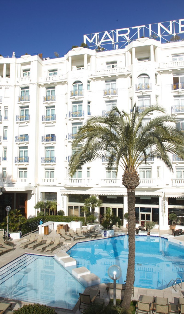 Роскошный отель в Каннах, Франция