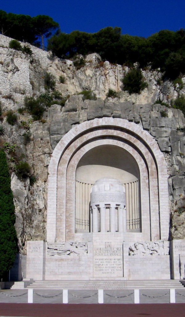 Памятник в городе Ницца, Франция