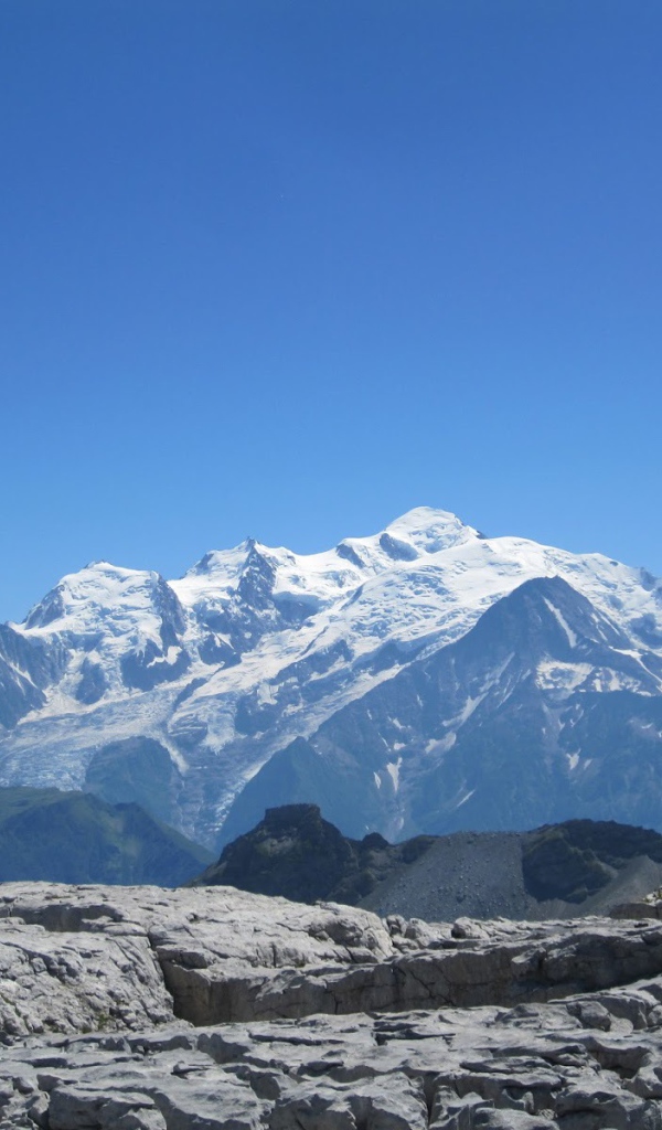 Горные вершины на горнолыжном курорте Самоен, Франция