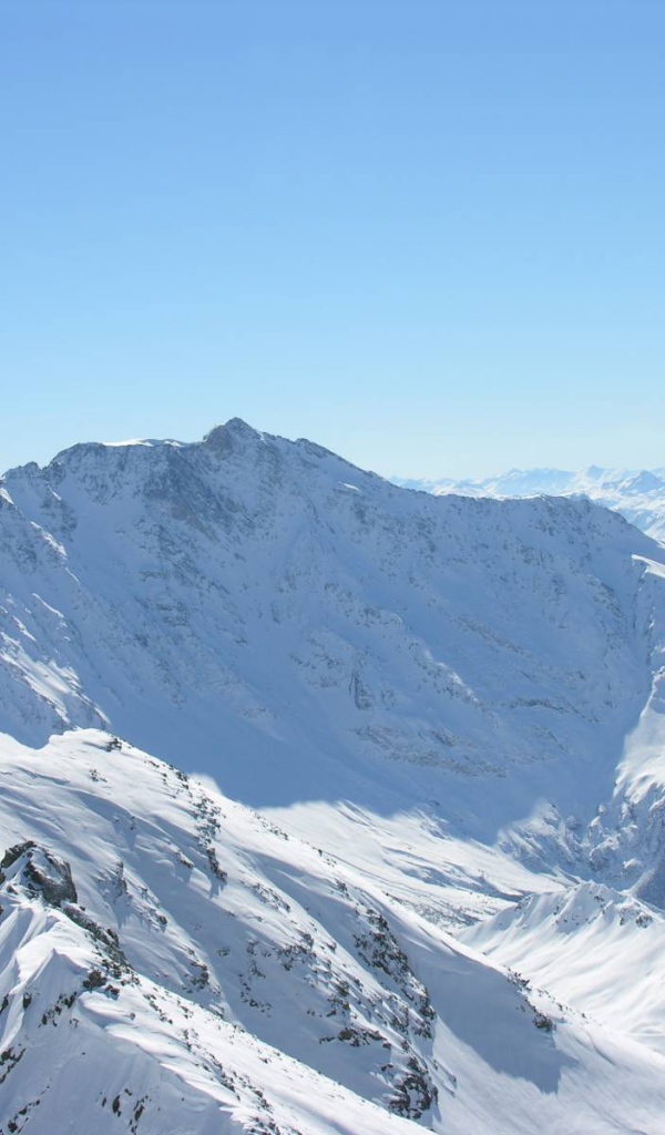 Горные вершины на горнолыжном курорте Лез Арк, Франция