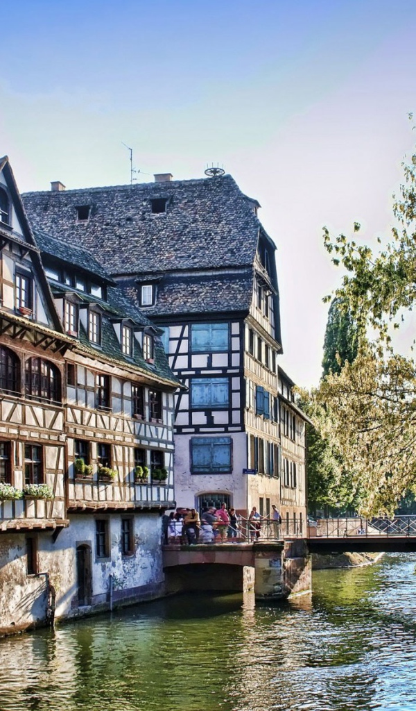 Старинные дома в городе Страсбург, Франция