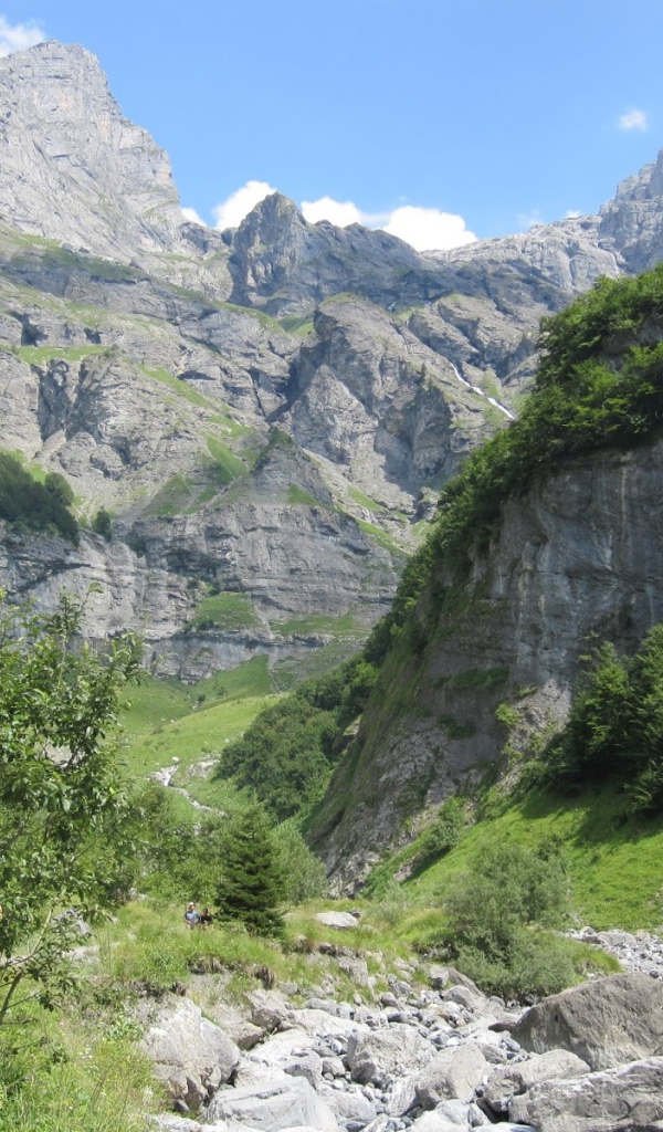 Скалы на горнолыжном курорте Самоен, Франция