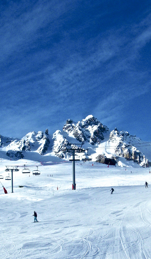 Лыжная трасса на горнолыжном курорте Куршевель, Франция