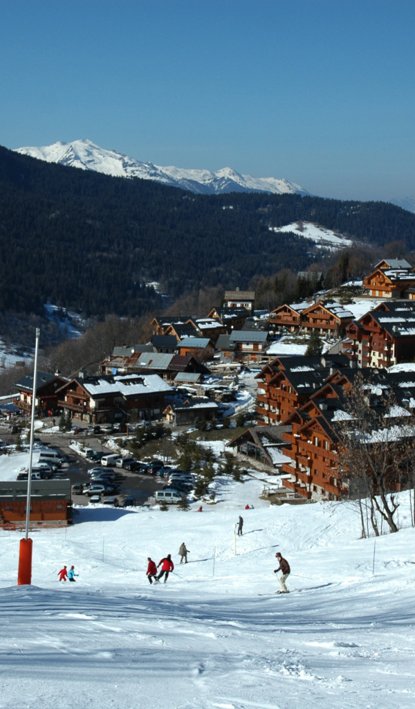 Лыжная трасса на горнолыжном курорте Мерибель, Франция