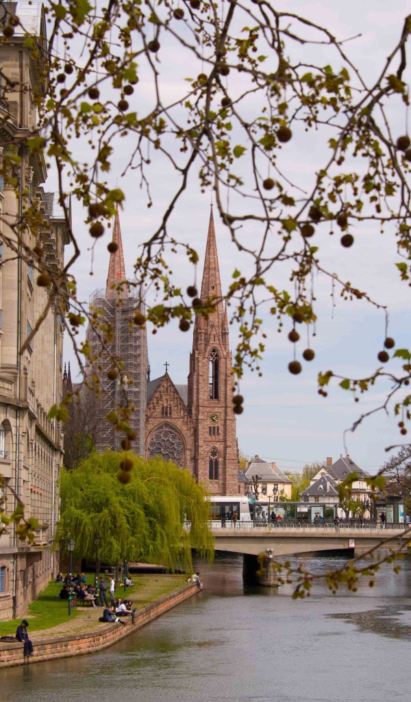 Весна в городе Страсбург, Франция