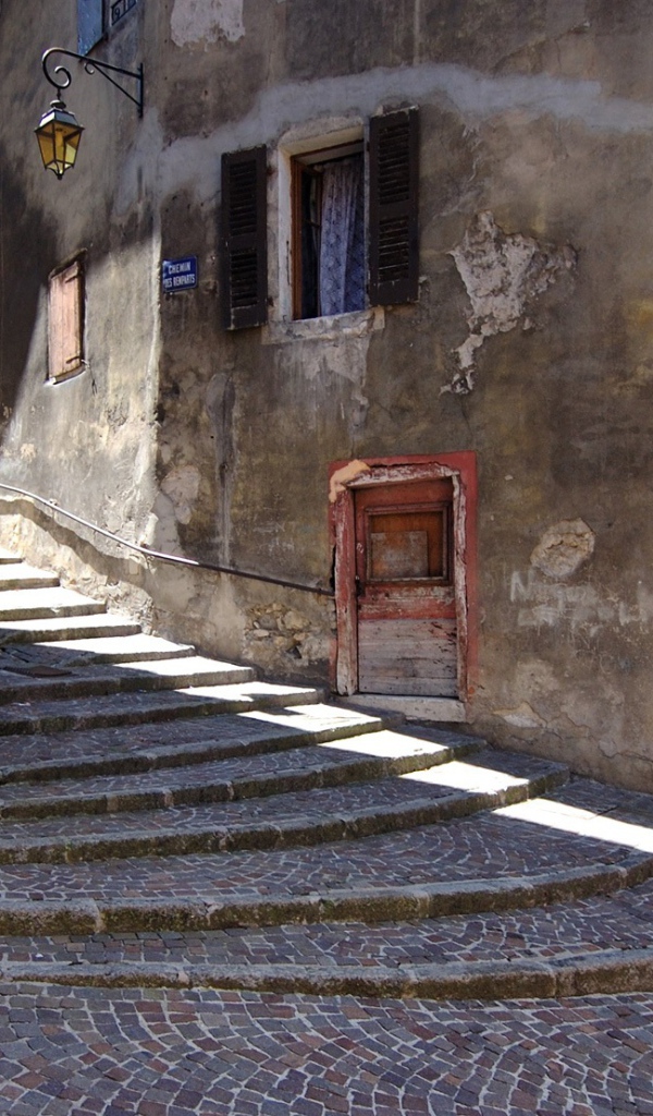 Лестница в городе Аннеси, Франция