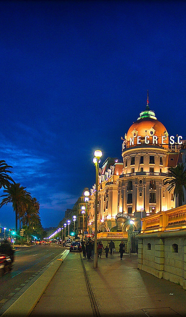 Отель на Лазурном берегу, Франция