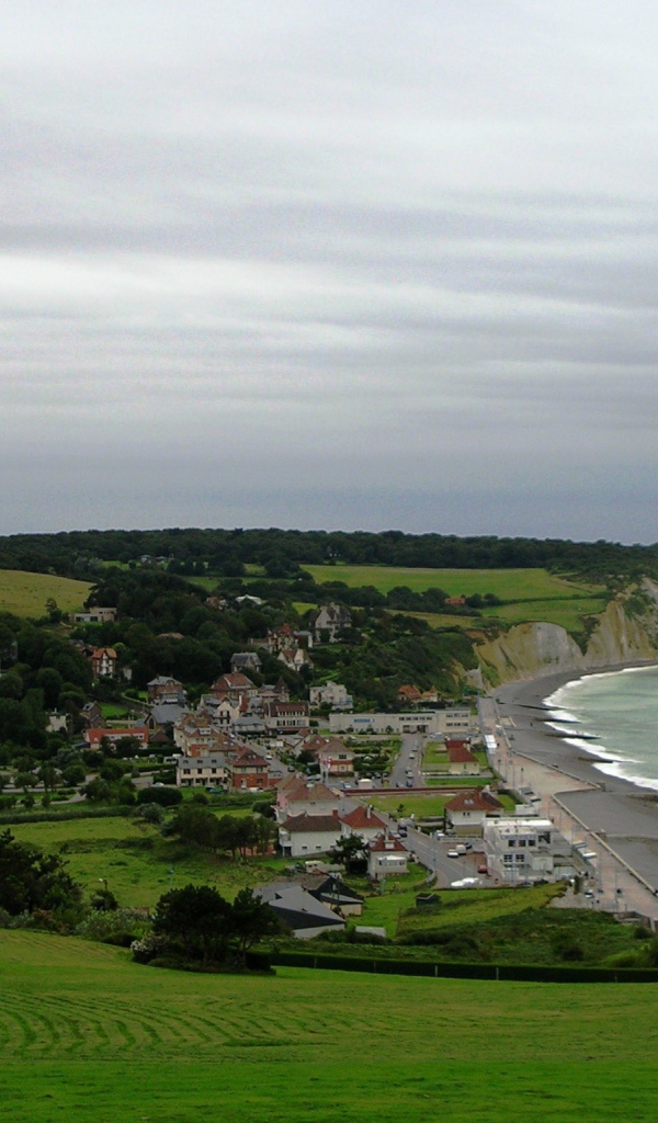 Городок на берегу моря в Нормандии, Франция