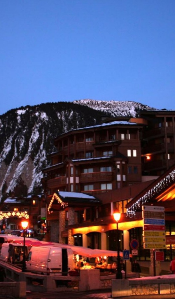 Зимний отдых на горнолыжном курорте Куршевель, Франция