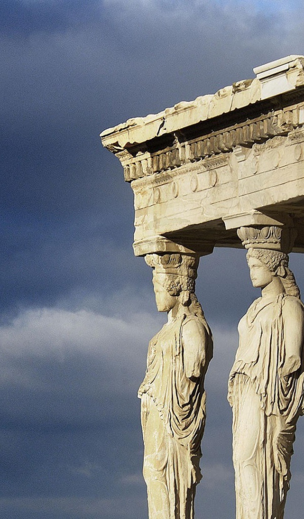 Декоративные колонны в Афинах