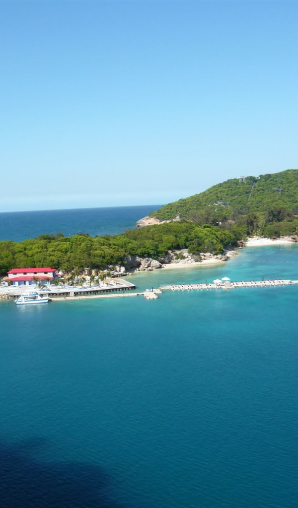 Голубой океан Гаити