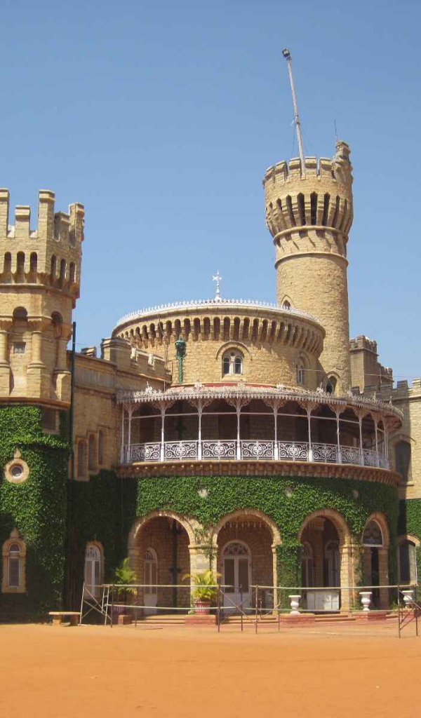 Красивый замок в Бангалоре