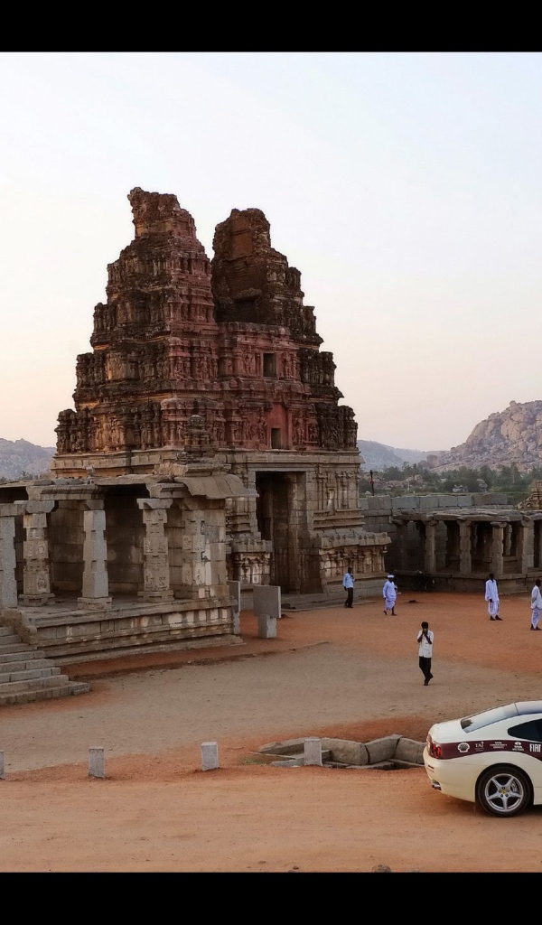 Феррари рядом с Мумбаи