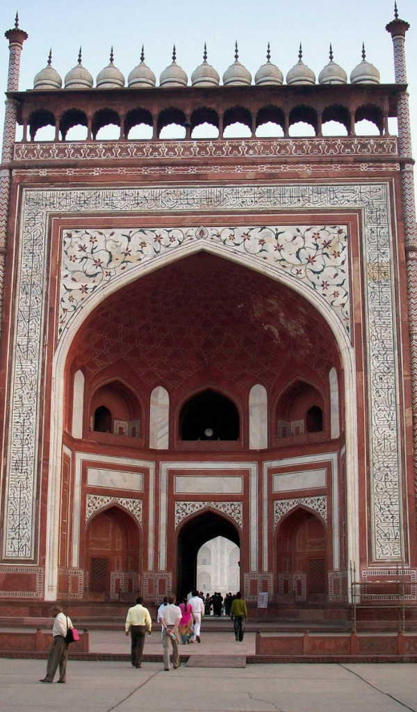 Известные мечети в Агре