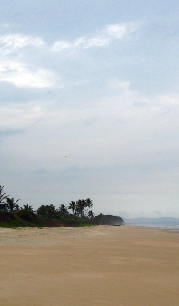 Отдых на пляже в Варке