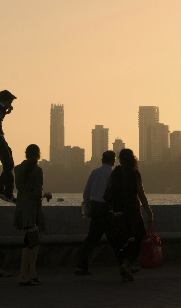 Отдых на пляже в Мумбае