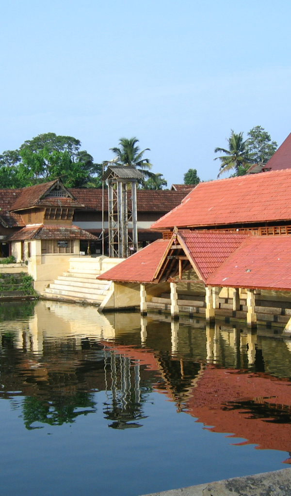 Прогулка по улицам Алапужи