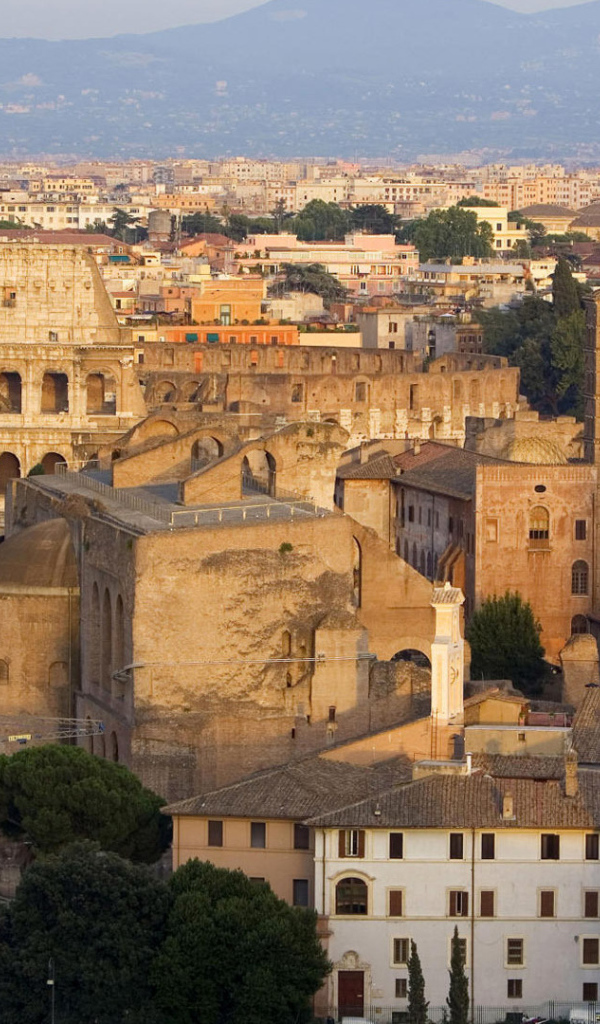 Старинные здания в Риме