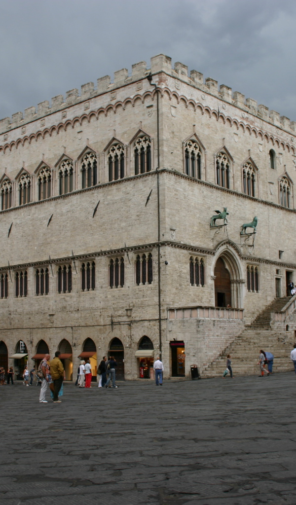 Площадь в Перудже, Италия