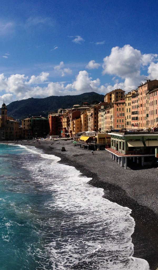 Пляж в Лигурии, Италия