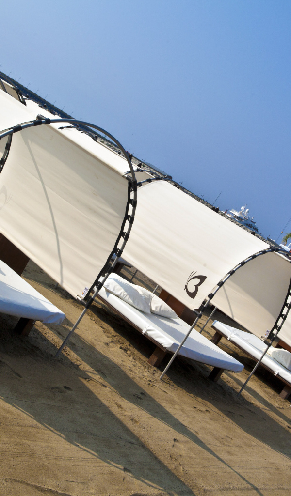 Пляж в Лоано, Италия