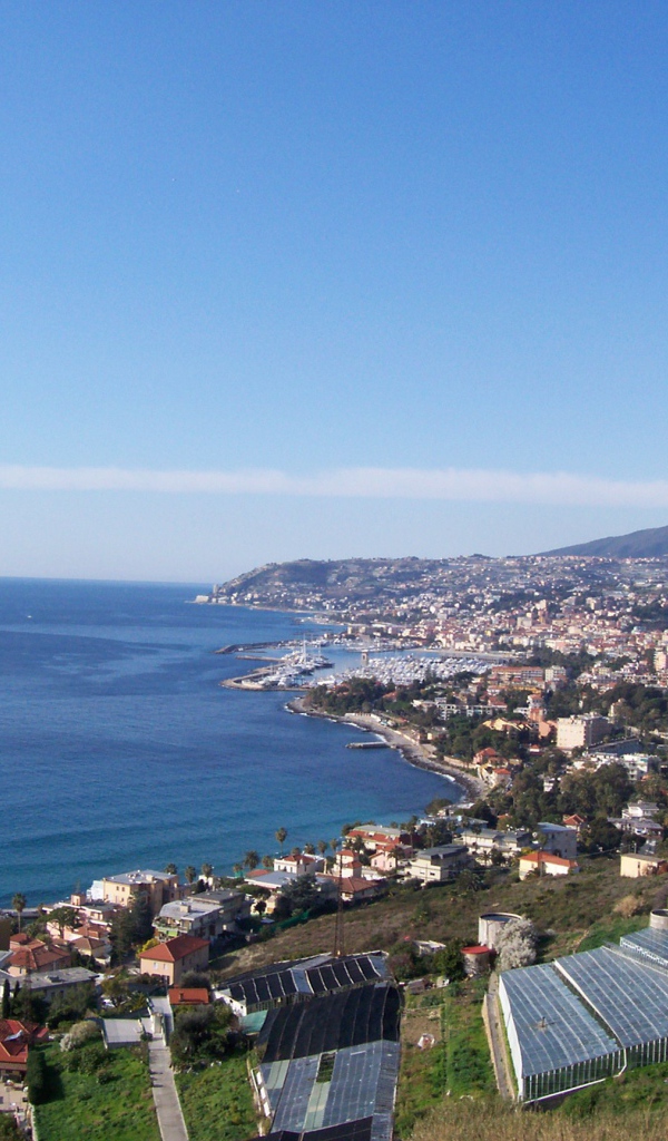 Голубая лагуна в Сан Ремо, Италия