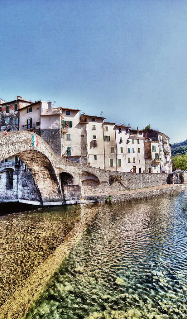 Мост в Лигурии, Италия