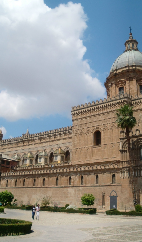 Католический собор на острове Сицилия, Италия