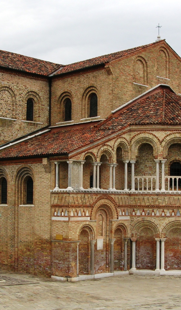 Католическая церковь на острове Мурано, Италия