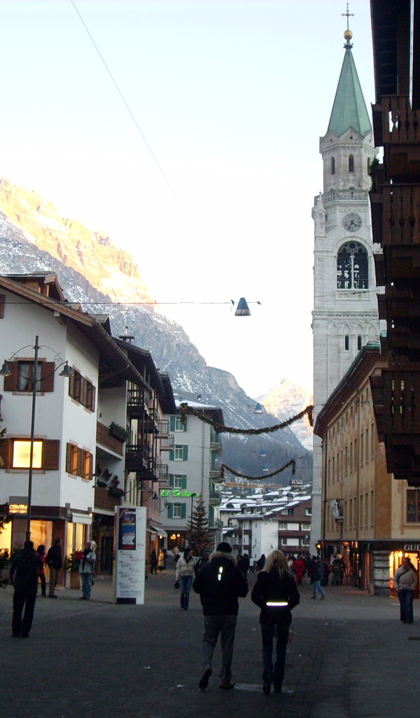 Рождественские каникулы на горнолыжном курорте Кортина д'Ампеццо, Италия