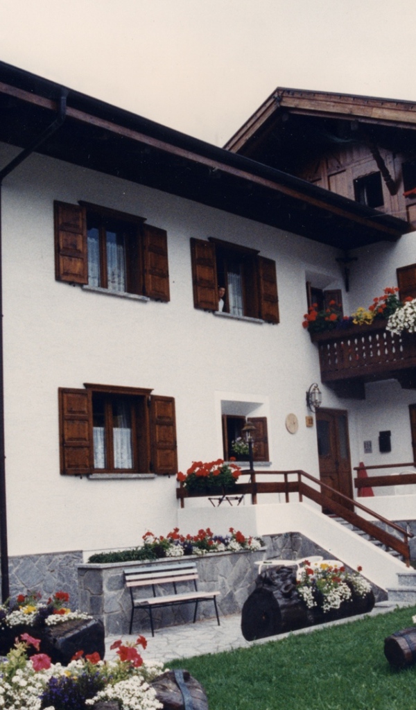 Уютная гостиница на курорте в Бормио, Италия