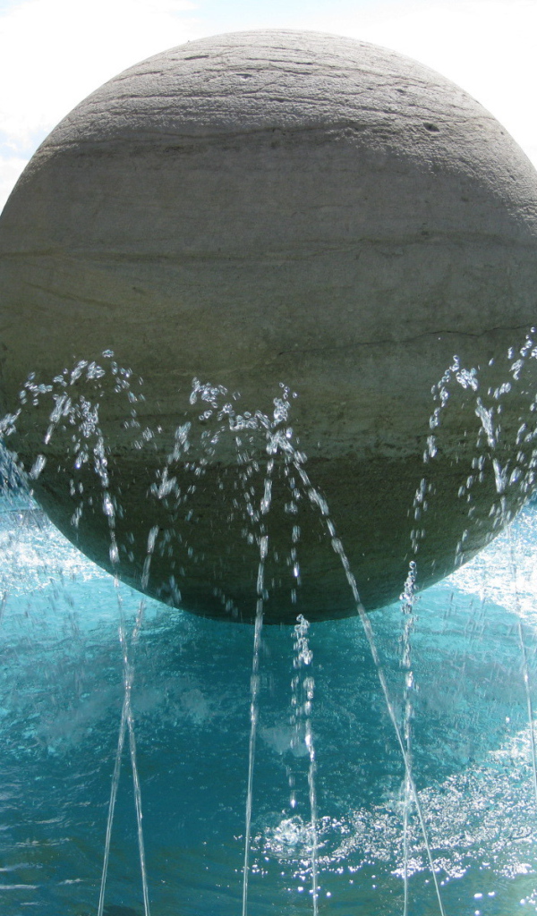 Фонтан в Сан Марино, Италия