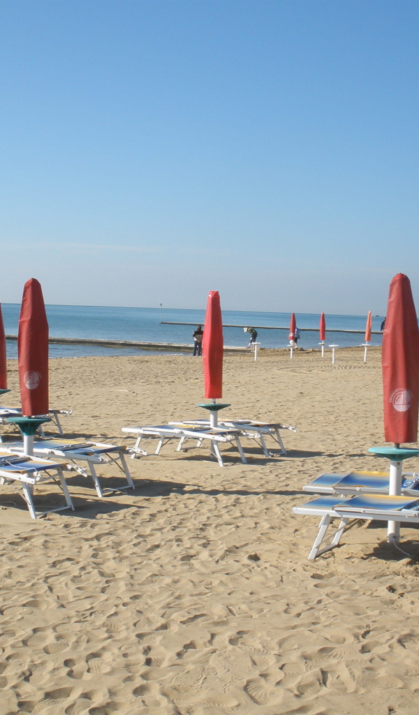 Золотой пляж на курорте Лидо ди Езоло, Италия